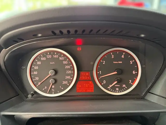 BMW I view 10