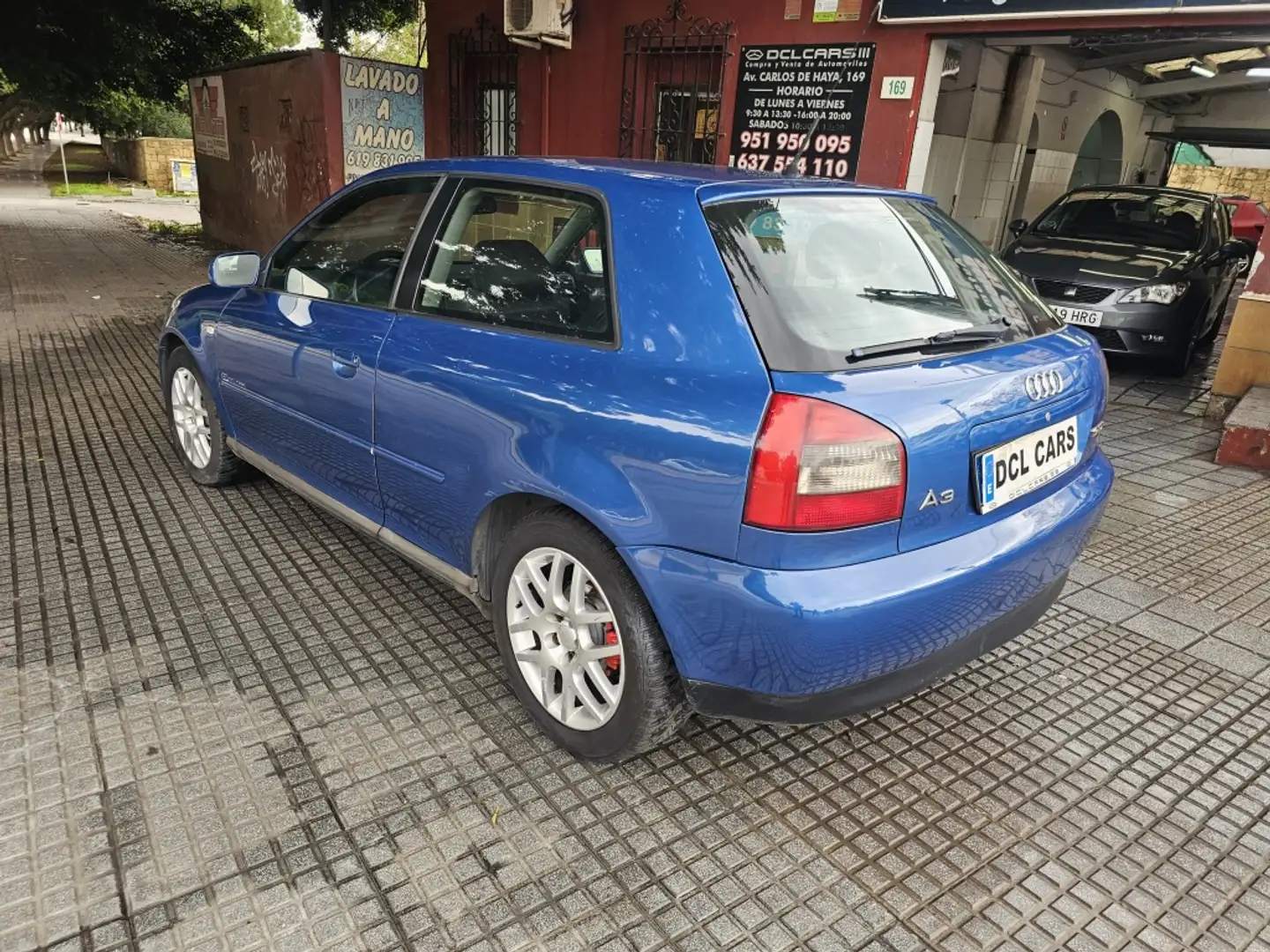Audi A3 1.9TDI Ambiente Azul - 2
