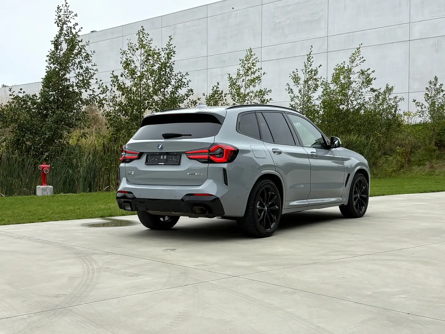 BMW X3 xDrive30e M Pakket Pano eSeats Gesture 360 HUD 20" Gris - 2