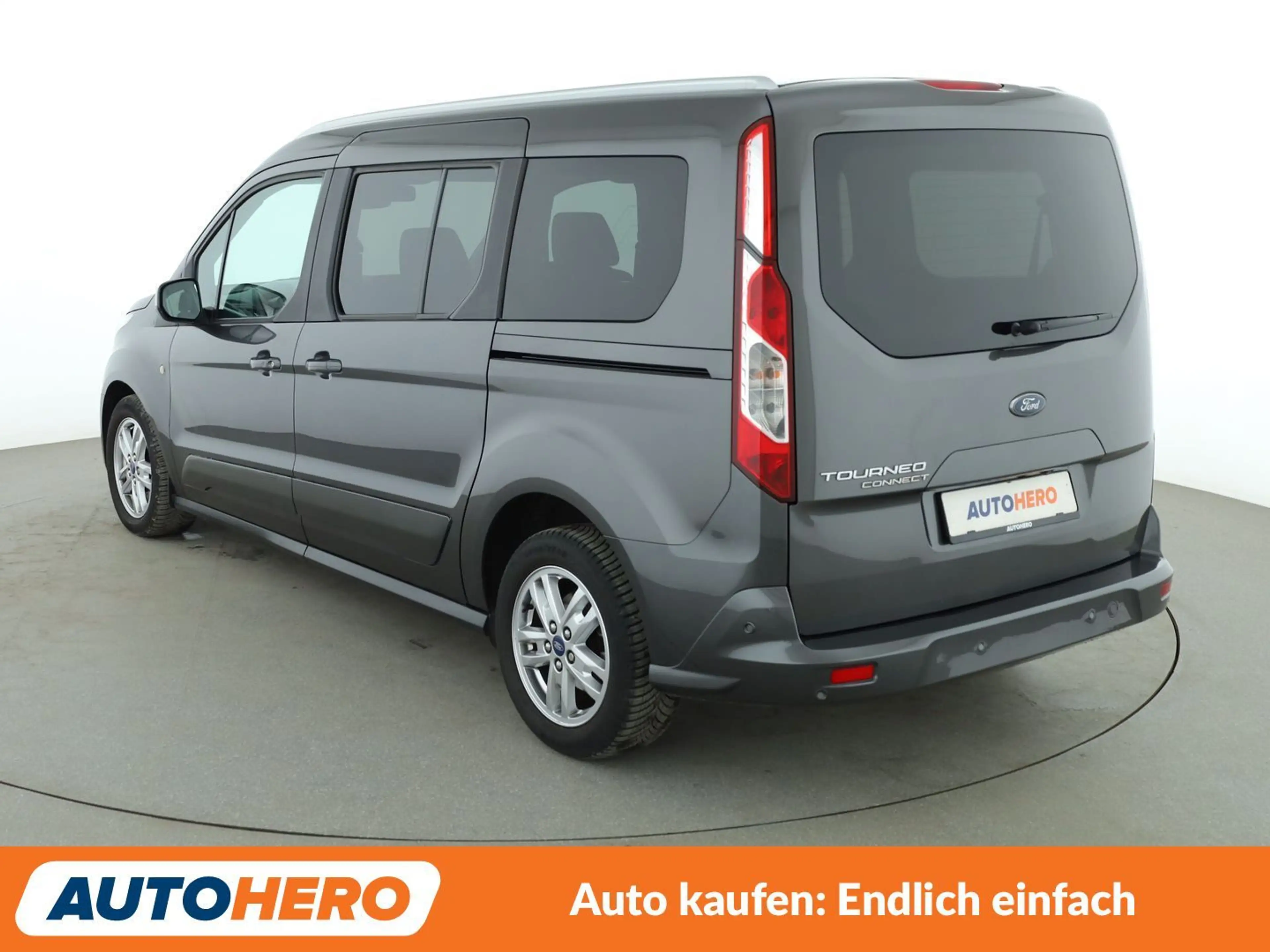 Ford Grand Tourneo 1.5 EcoBlue TDCi Titanium *NAVI*ACC*CAM*PDC* — photo 4