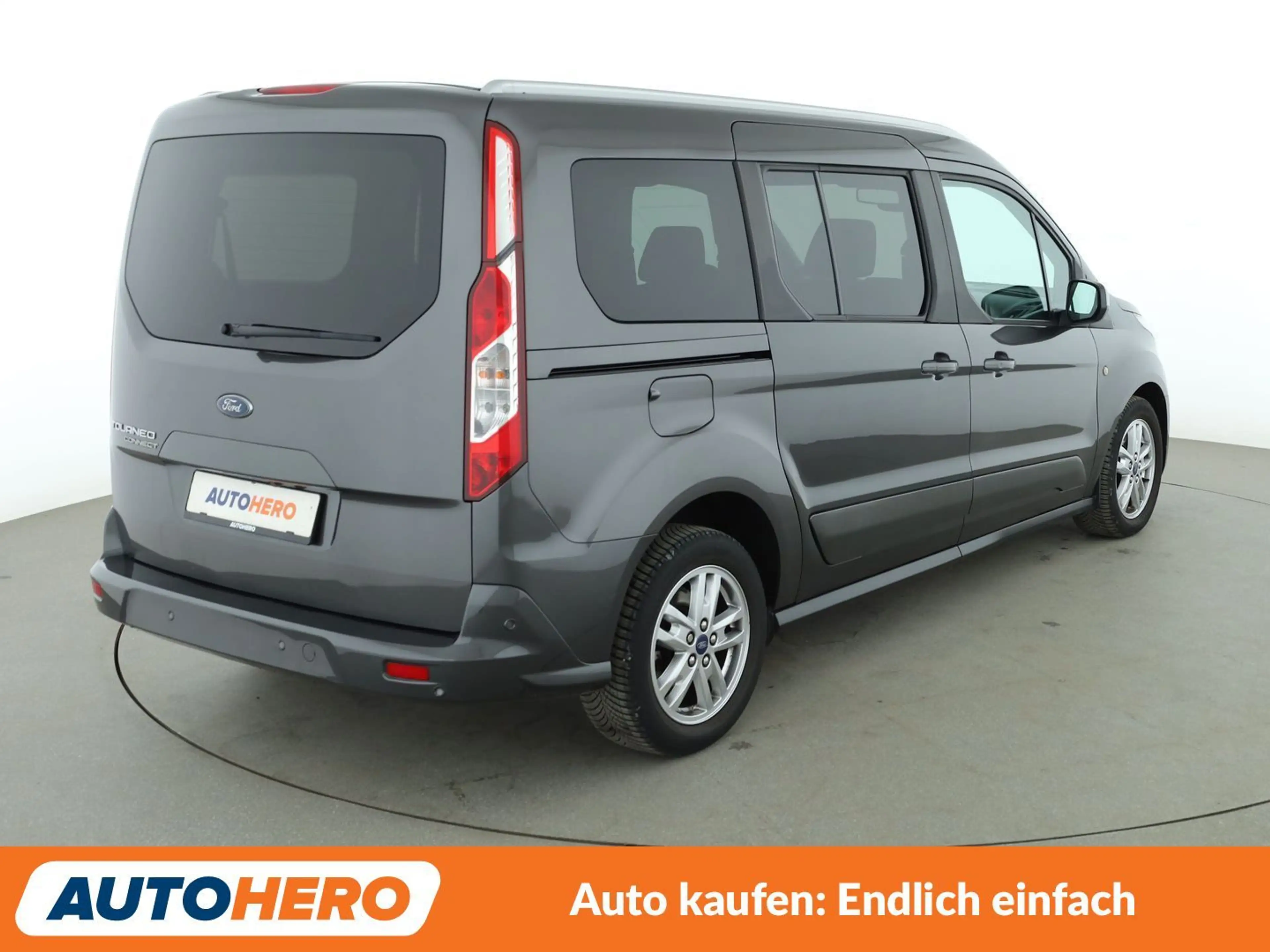 Ford Grand Tourneo 1.5 EcoBlue TDCi Titanium *NAVI*ACC*CAM*PDC* — photo 6