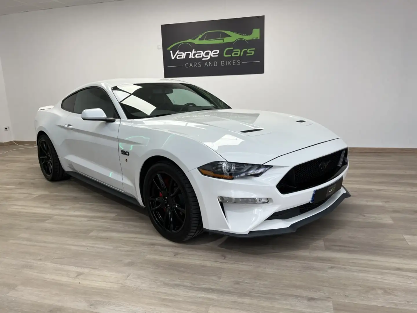 Ford Mustang Fastback 5.0 Ti-VCT GT Aut. White - 1