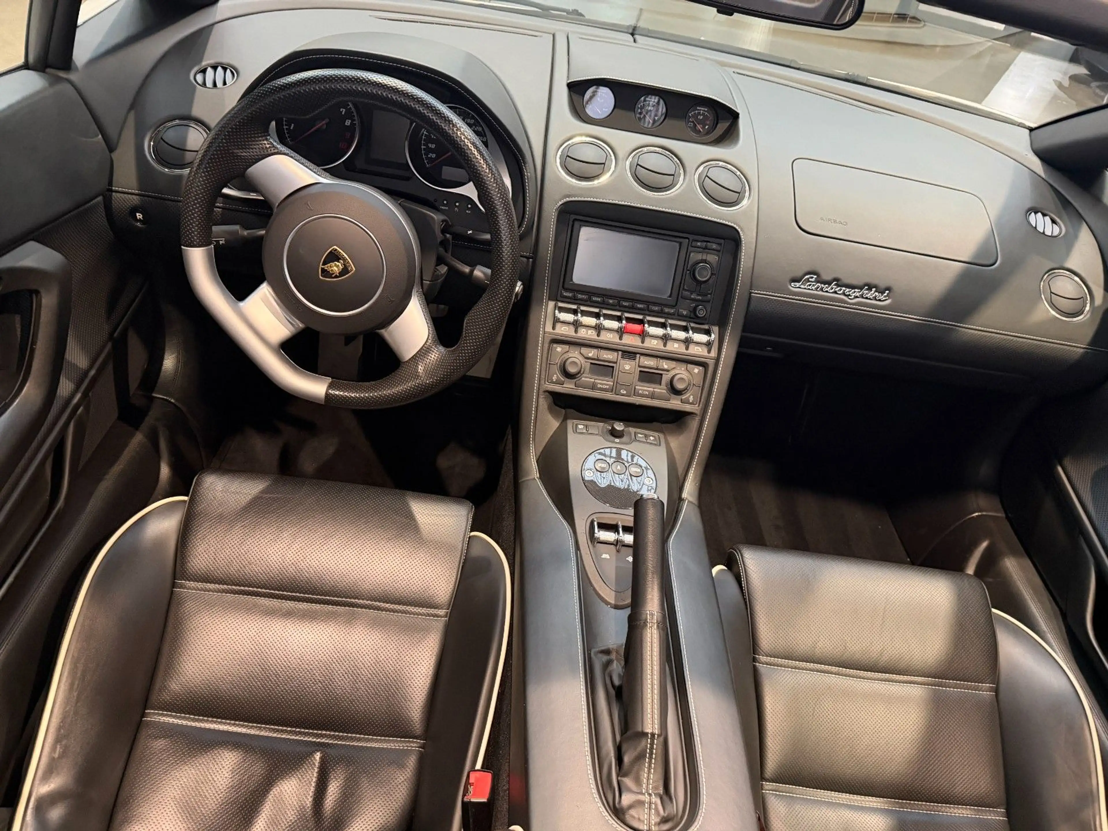 Lamborghini Gallardo LP560 Spyder,Lift Scheckheftgepflegt Lamborghini — photo 9