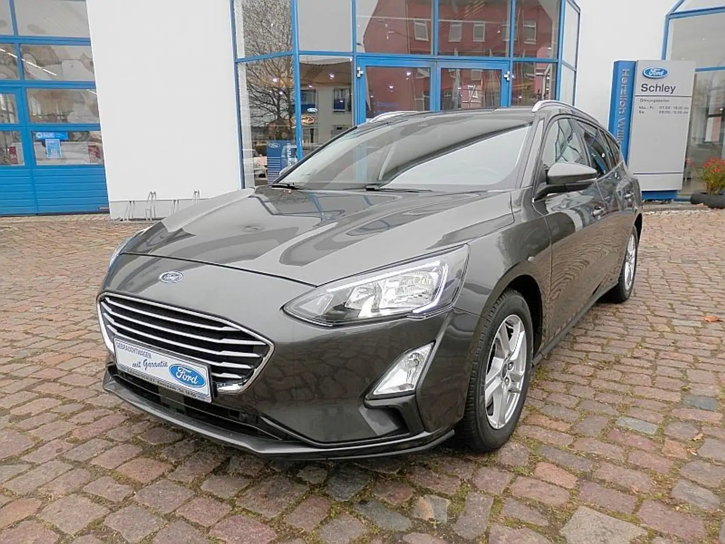 Ford Focus Turnier Cool & Connect*Navi*Winterp.*RKam Gris - 1
