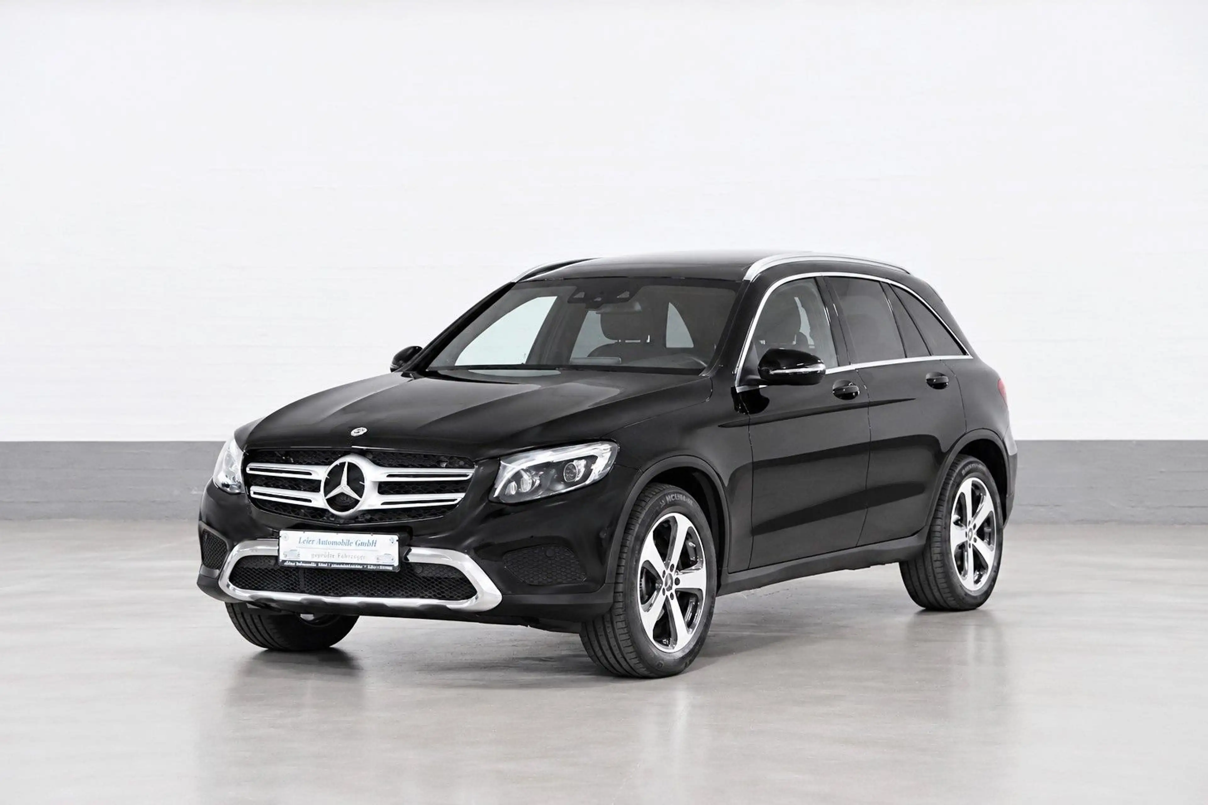 Mercedes-Benz GLC 250 D 4-MATIC AMG LINE EXCLUSIVE*AUS 2 HAND* — photo 4