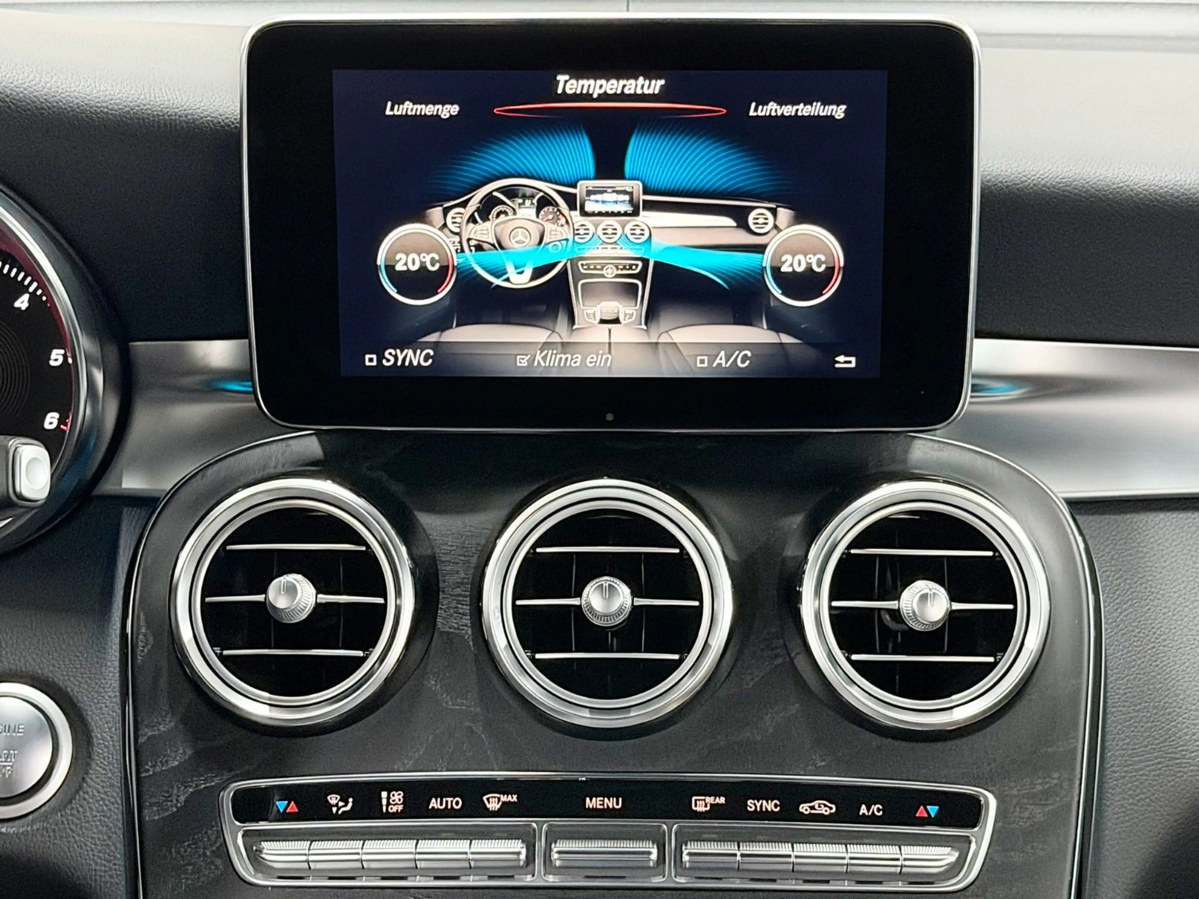 Mercedes-Benz GLC 250 D 4-MATIC AMG LINE EXCLUSIVE*AUS 2 HAND* — photo 12
