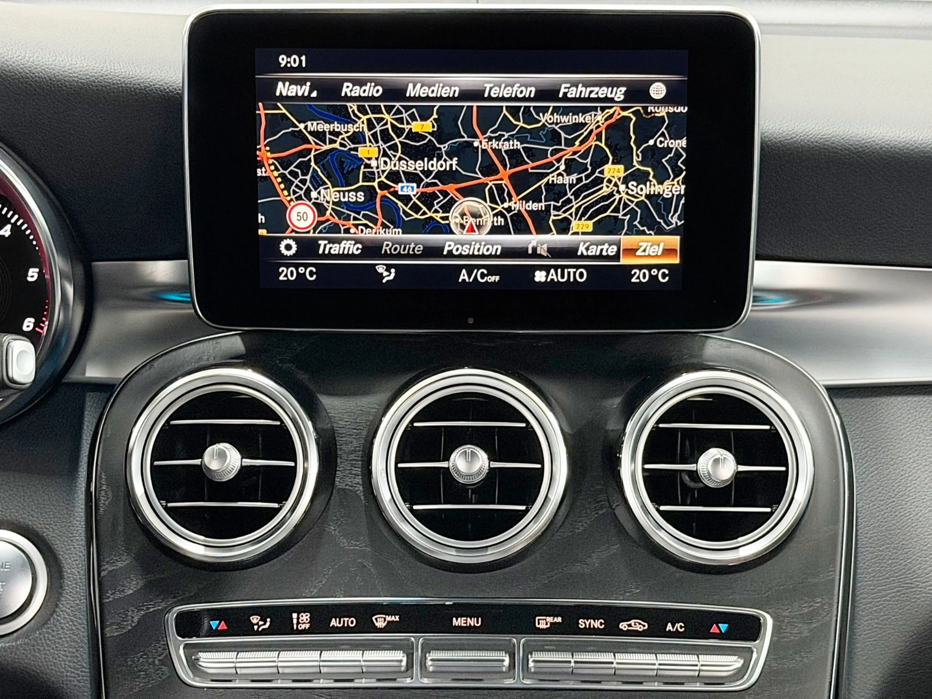 Mercedes-Benz GLC 250 D 4-MATIC AMG LINE EXCLUSIVE*AUS 2 HAND* — photo 10