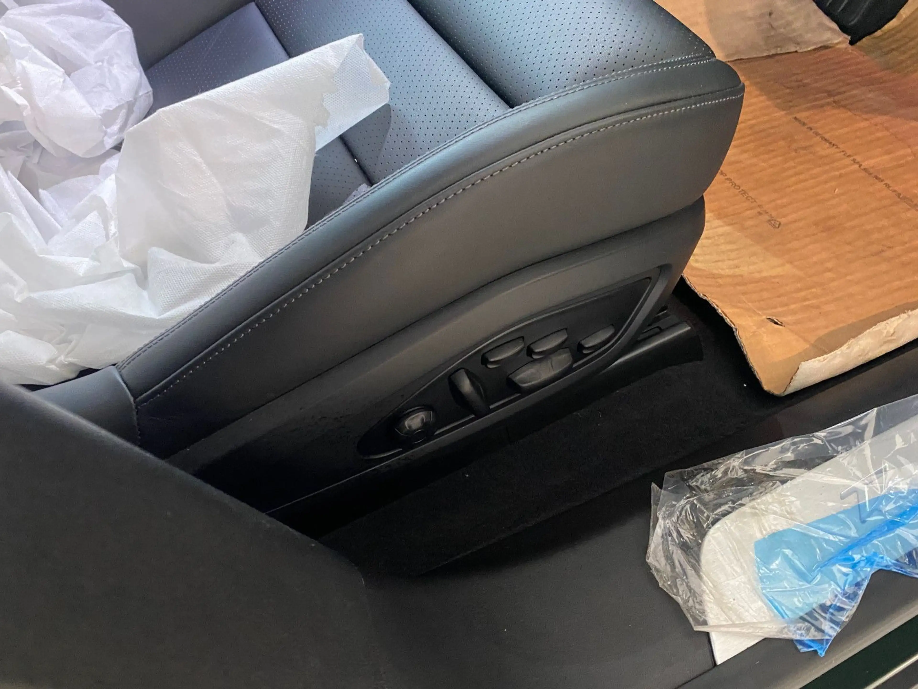 Porsche Taycan 4S CrossT/4+1/ — photo 15
