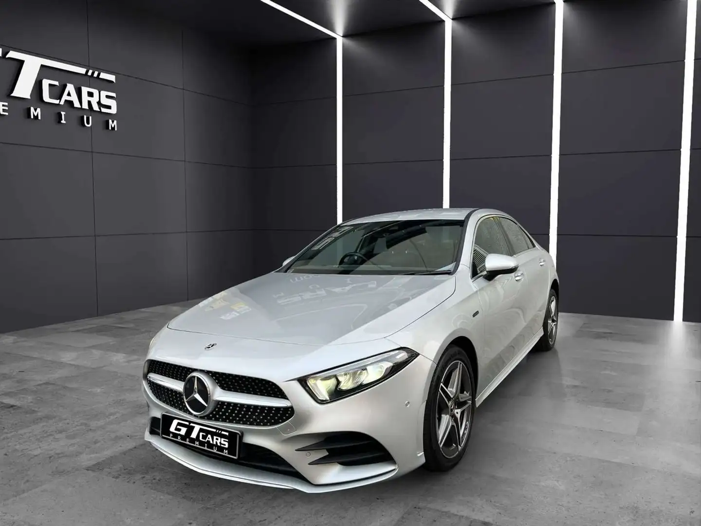Mercedes-Benz A 250 250e AMG SEDAN Gris - 1