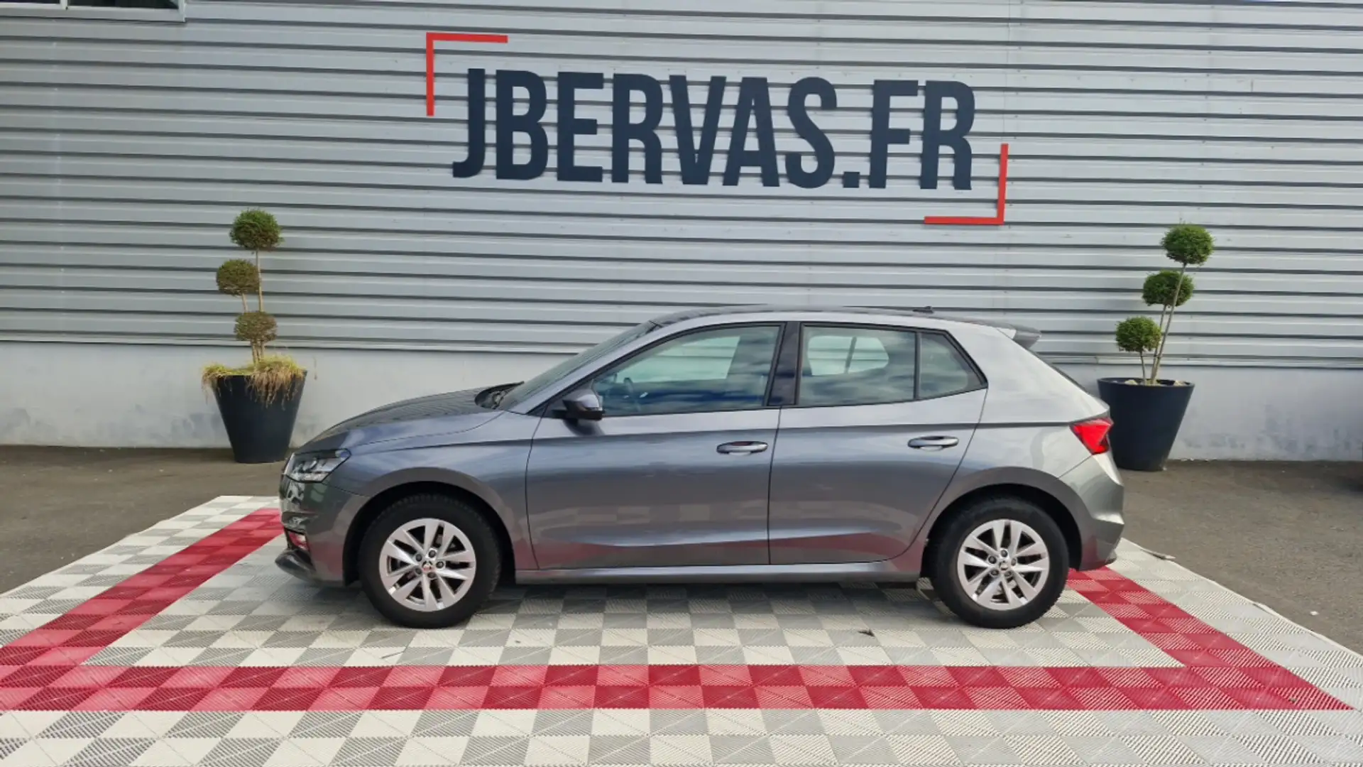 Skoda Fabia 1.0 TSI 95 CH BVM5 AMBITION - 1