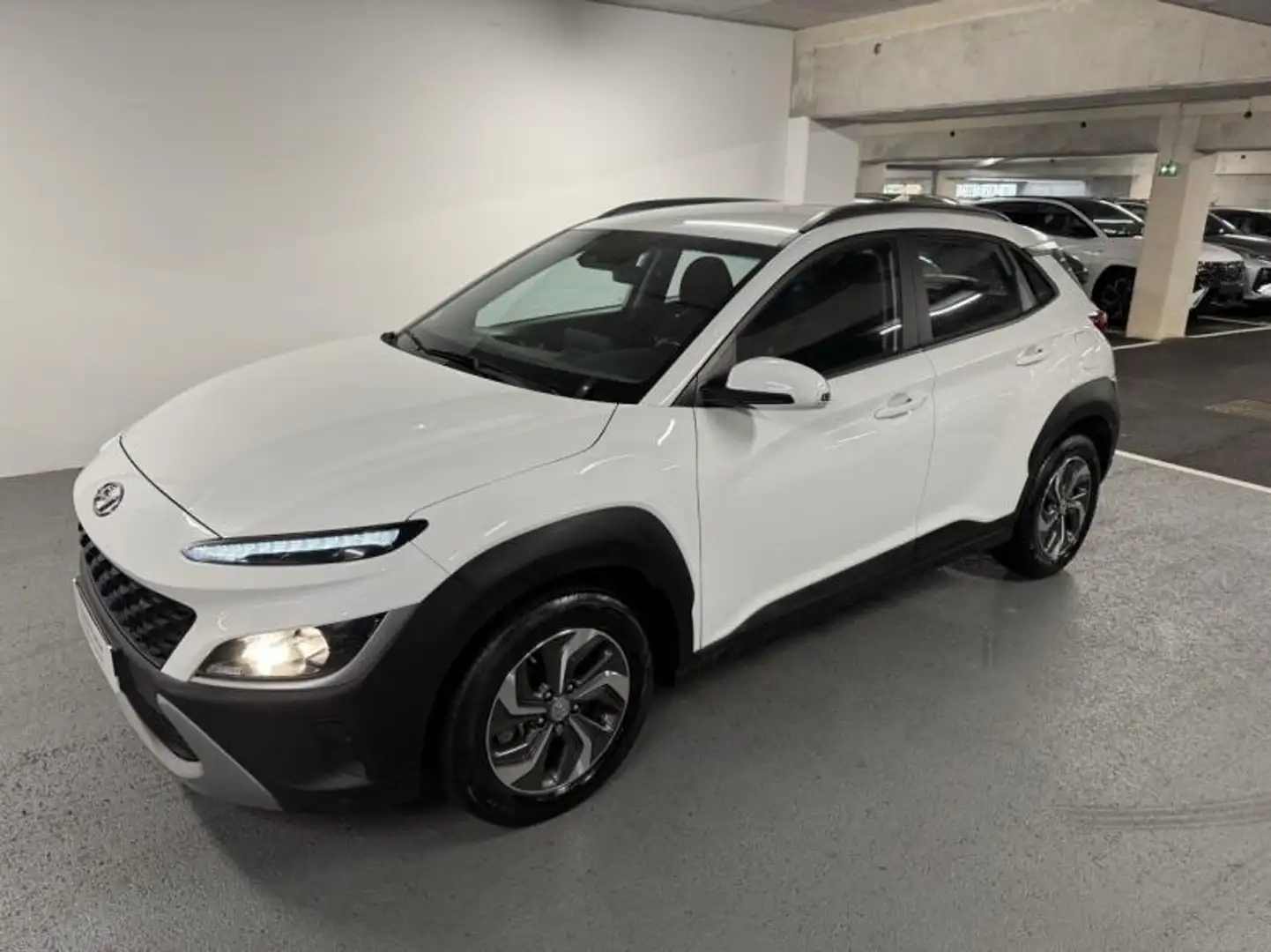 Hyundai KONA 1.6 GDi 141ch Hybrid Initia DCT-6 Blanc - 1