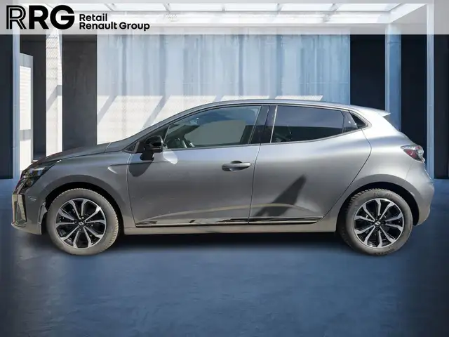 Renault Clio view 2