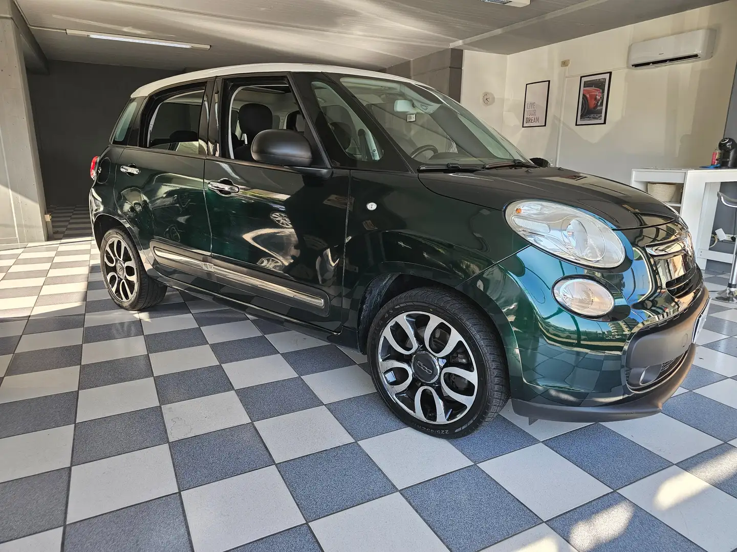 Fiat 500L 500L 1.4 tjt Lounge Gpl 120cv Verde - 1