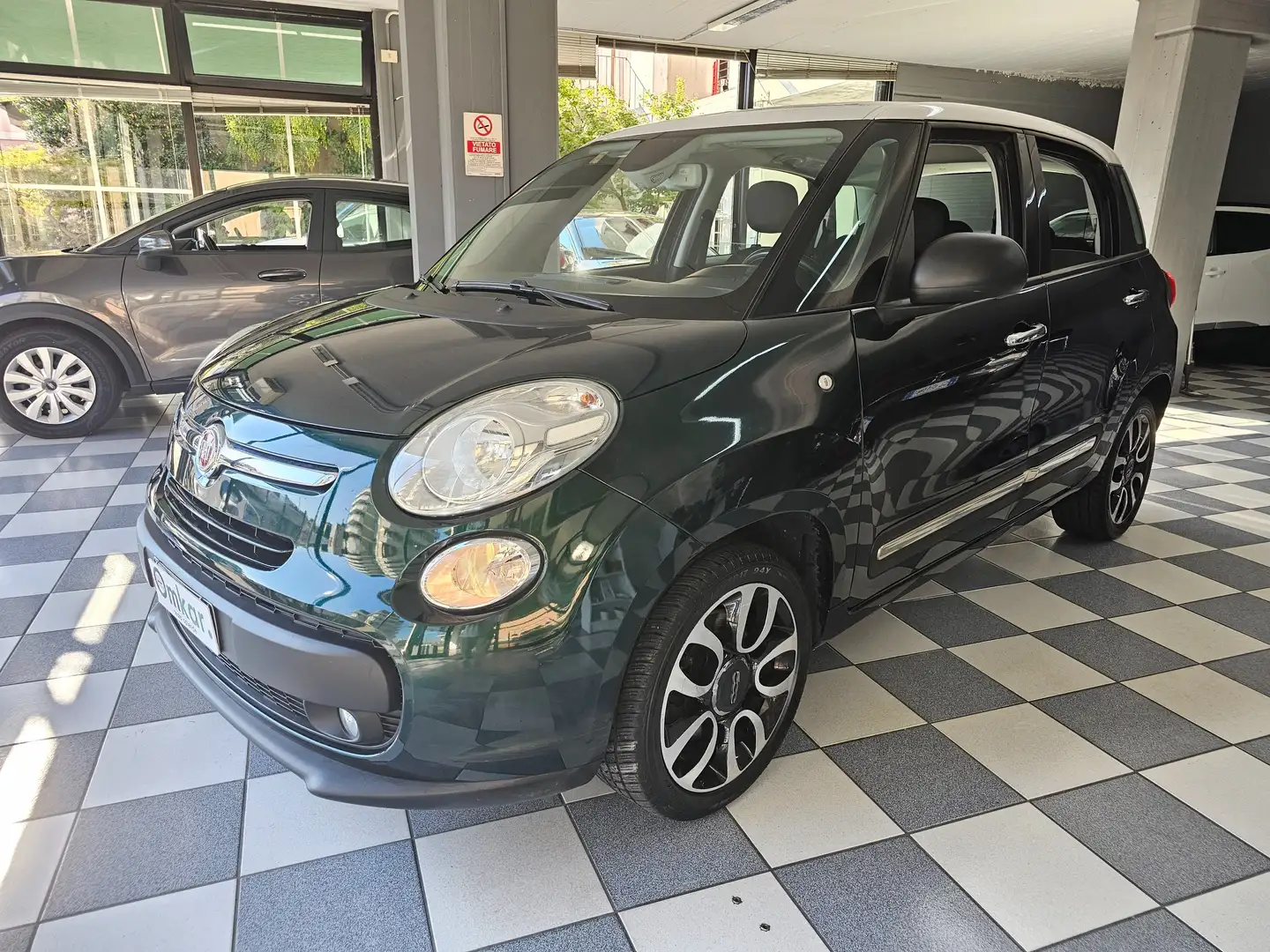Fiat 500L 500L 1.4 tjt Lounge Gpl 120cv Verde - 2