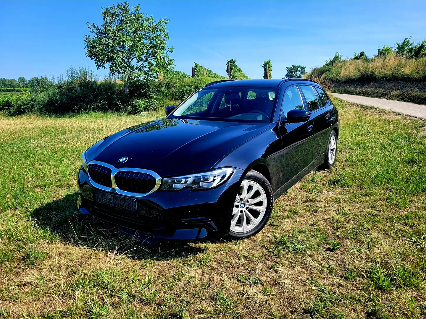 BMW 318 318d Touring Schwarz - 1