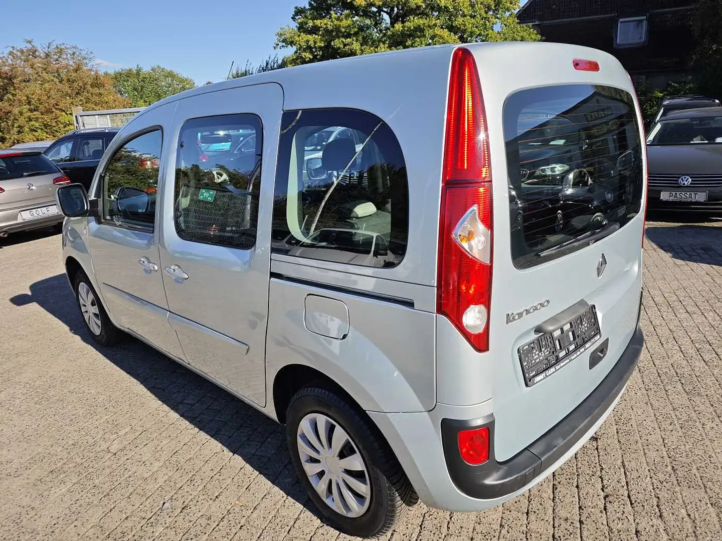 Renault Kangoo 5-Türer 1.6 16V Privilege Silber - 2