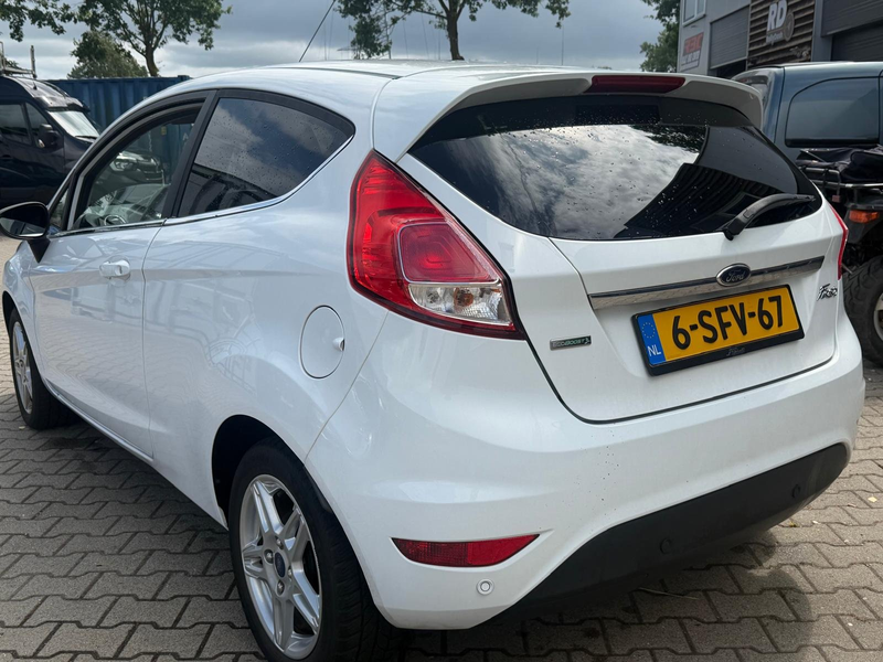 Ford Fiesta 1.0 EcoBoost. Titanium — photo 3