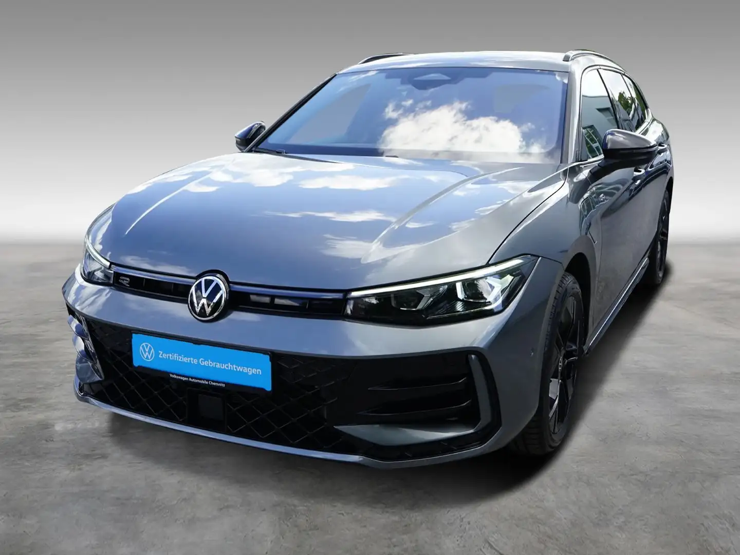 Volkswagen Passat Variant 1.5 eHybrid R-Line LED-MATRIX Grau - 2