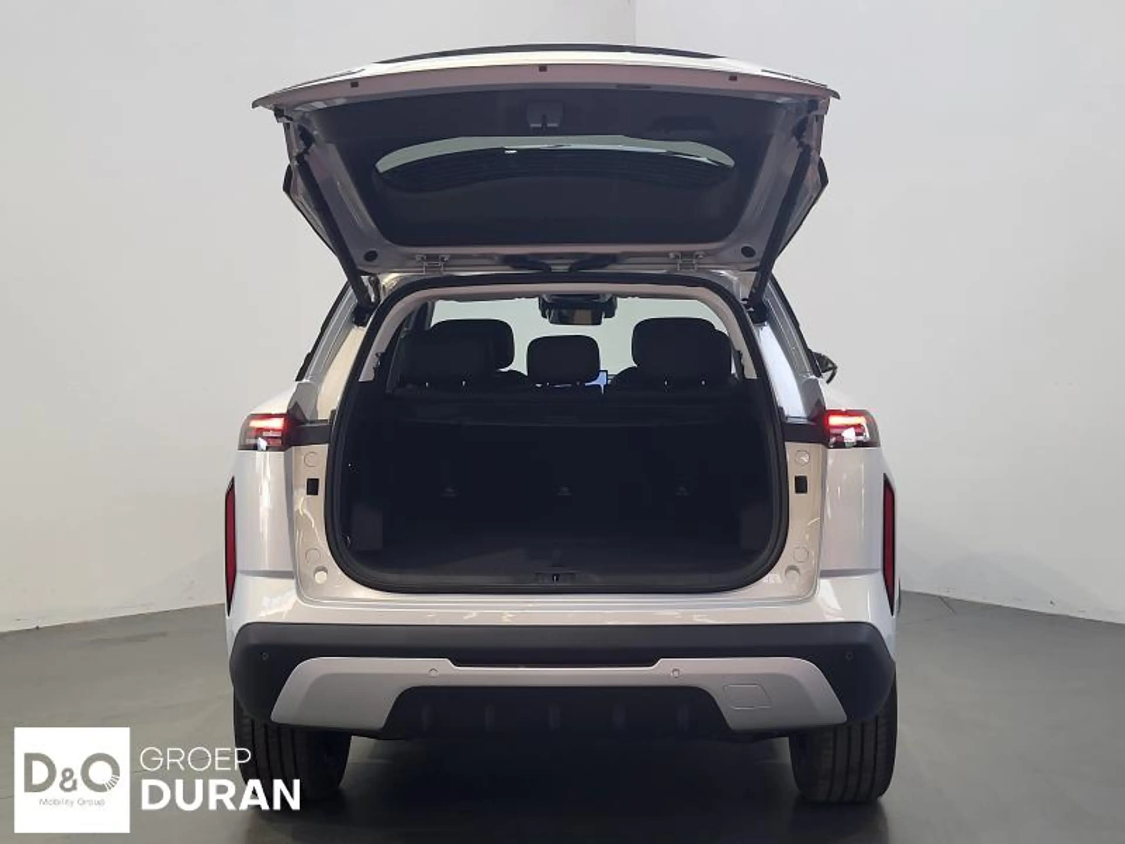 Jaecoo J7 SHS-P Exclusive Plug-In Hybrid — photo 9