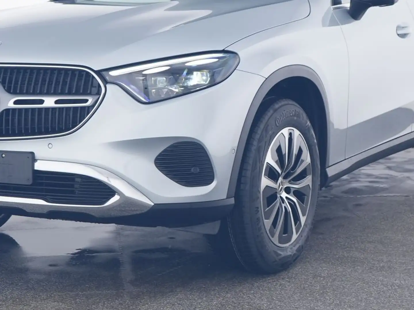 Mercedes-Benz GLC 220 d 4MATIC Avantgarde, Hinterachslenkung Silber - 2