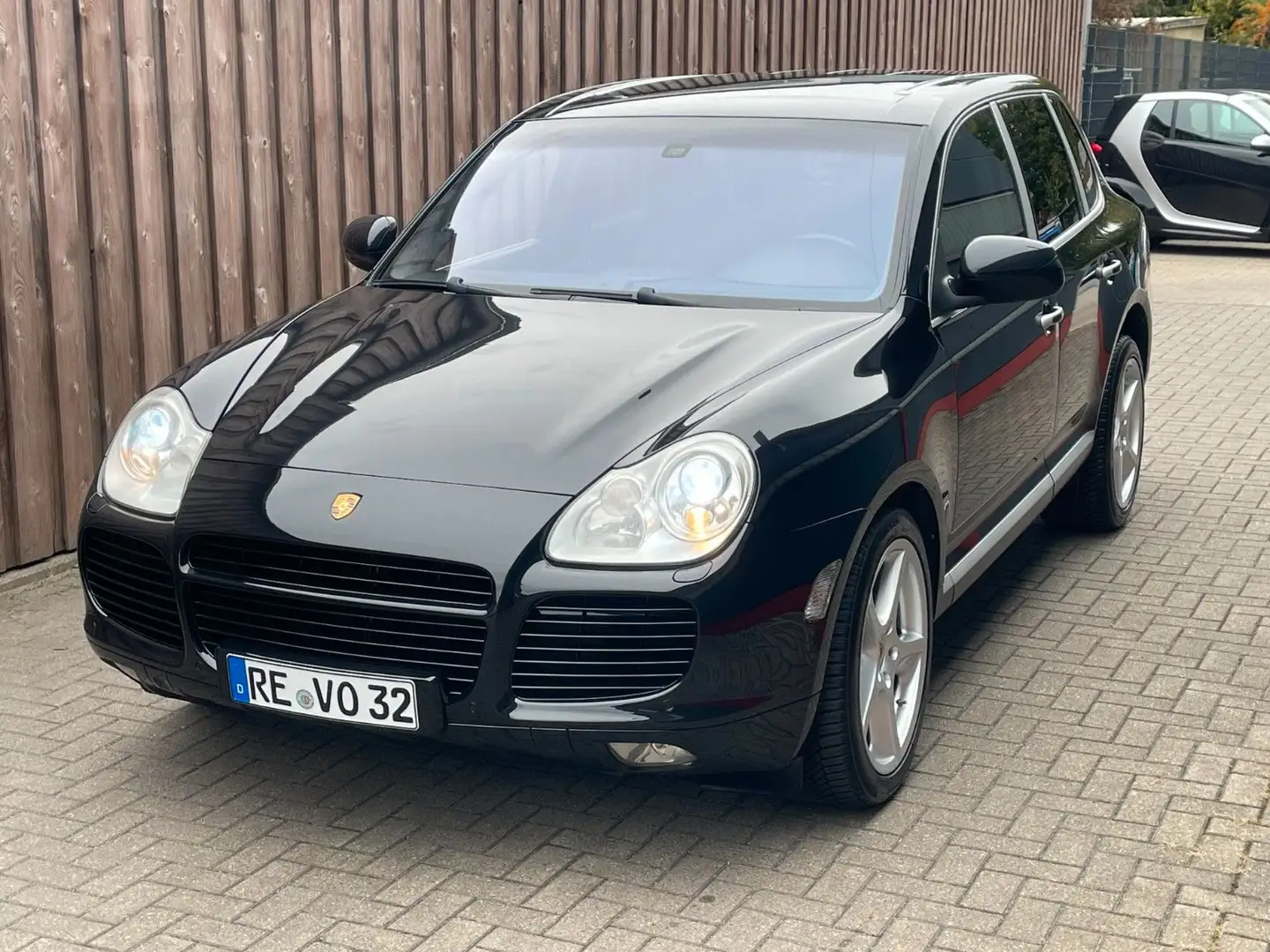 Porsche Cayenne Turbo *Youngtimer* Black - 1