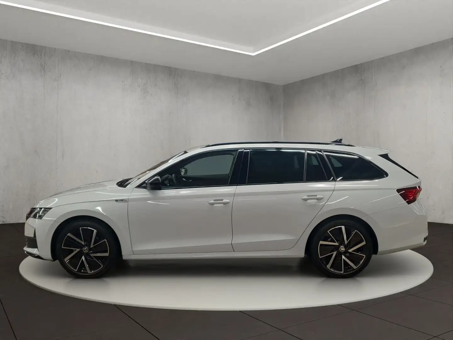 Skoda Octavia Combi Sportline Weiß - 2