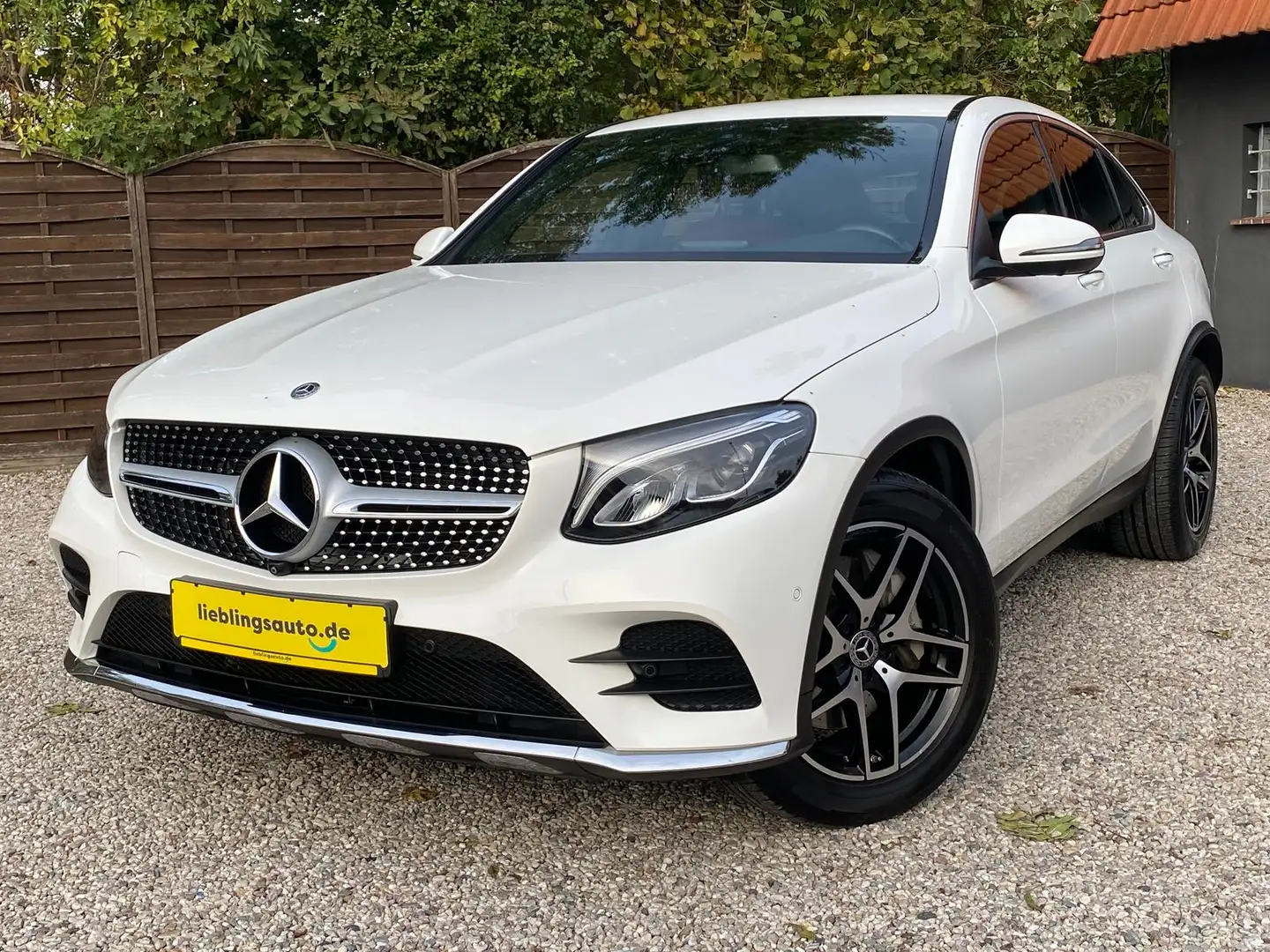 Mercedes-Benz GLC 250 Coupé 4Matic Leder 360° Keyless LED Navi Weiß - 1
