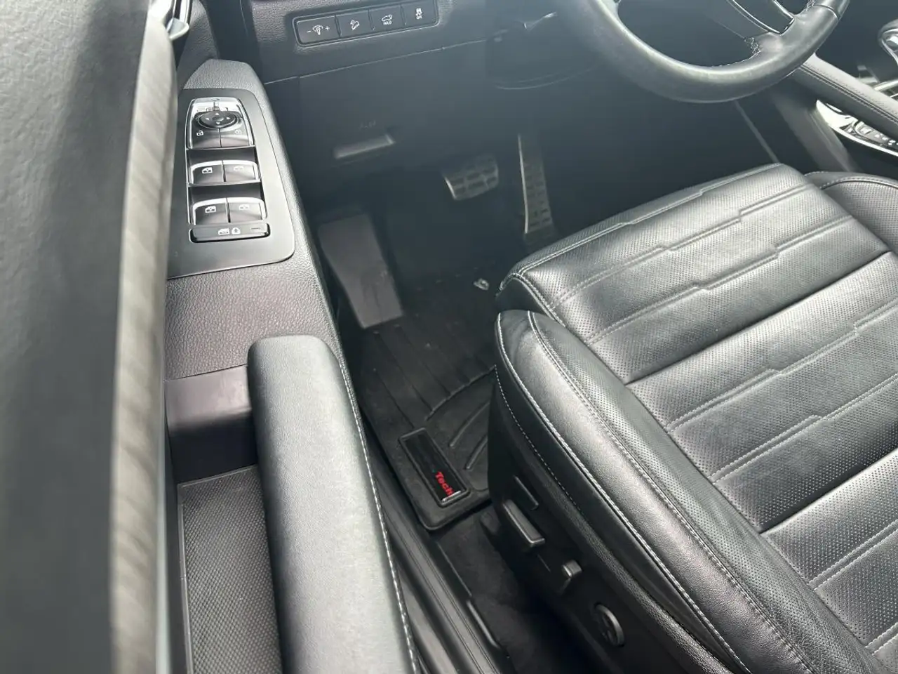 Kia Telluride снимка Kia Telluride