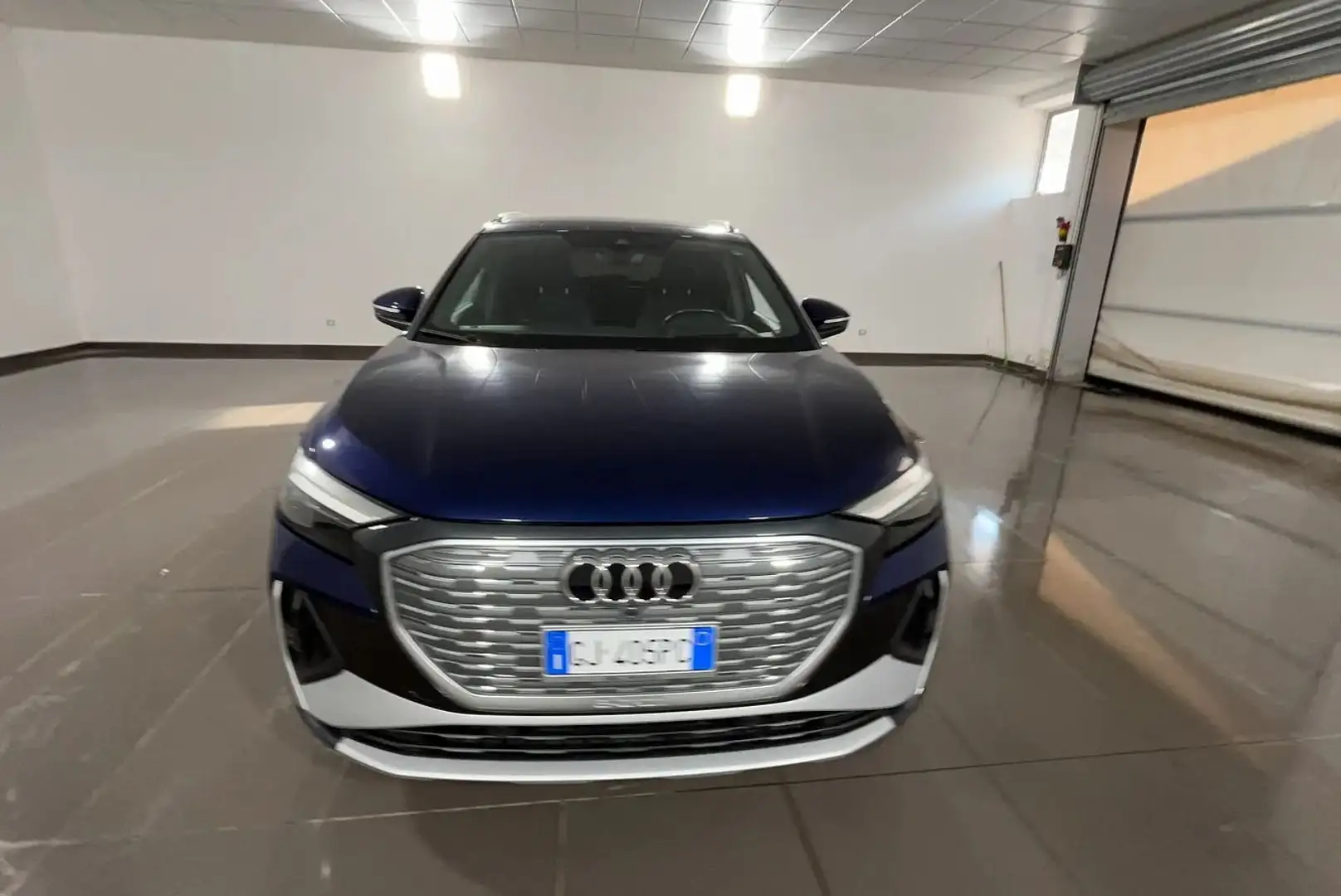 Audi Q4 e-tron Q4 e-tron 40 S line edition Blau - 2