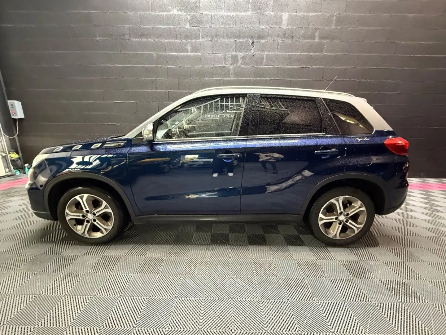 Suzuki Vitara 1.6 VVT Copper Edition Bleu - 2