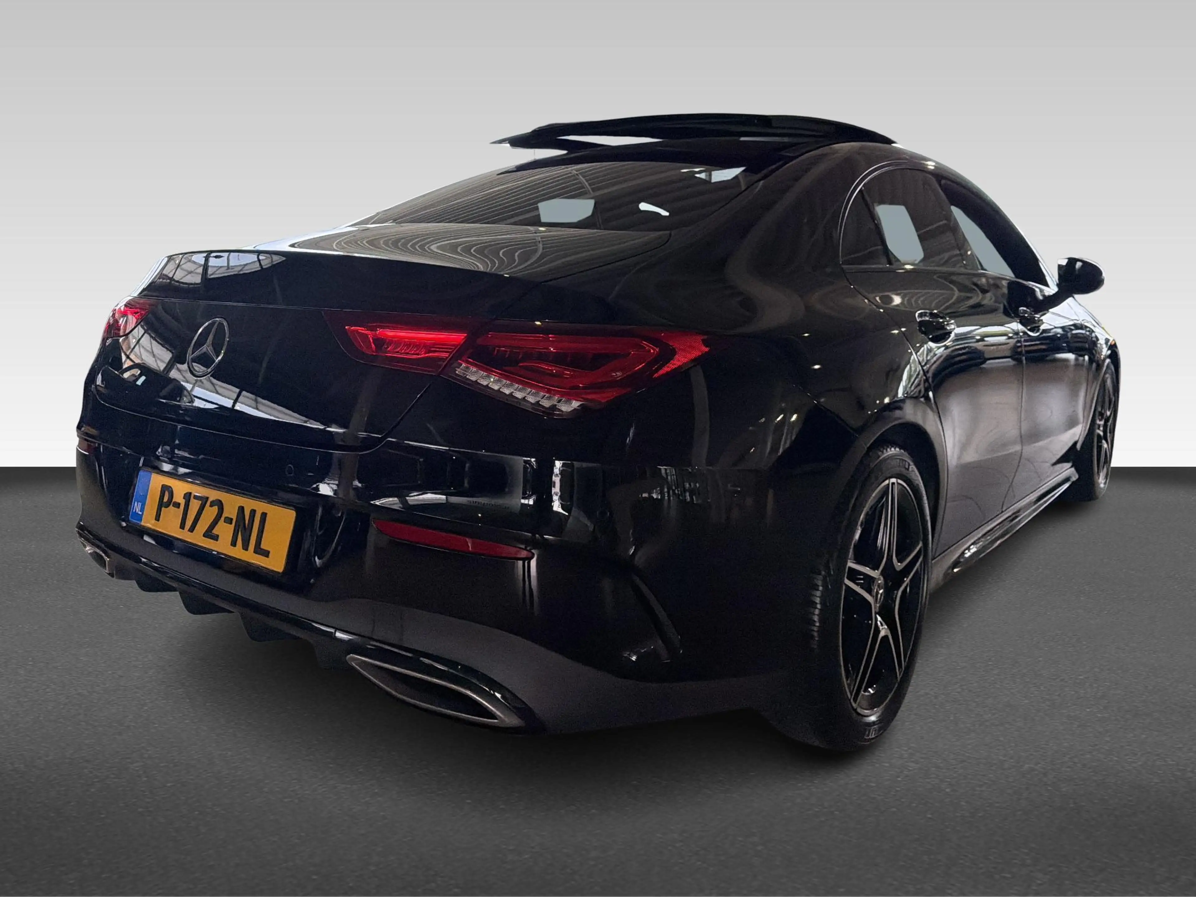 Mercedes-Benz CLA 180 Business Solution AMG | AMG-styling | Achteruitrij — photo 9