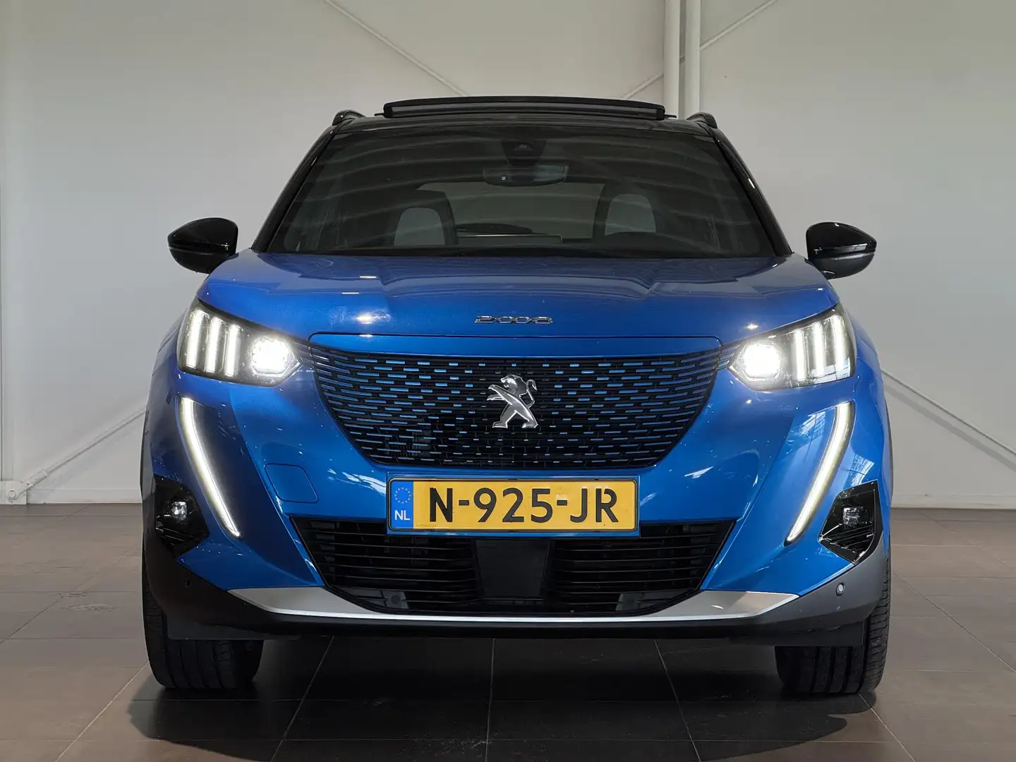 Peugeot e-2008 EV GT Pack 50 kWh | Panoramisch schuifdak | Naviga Azul - 2