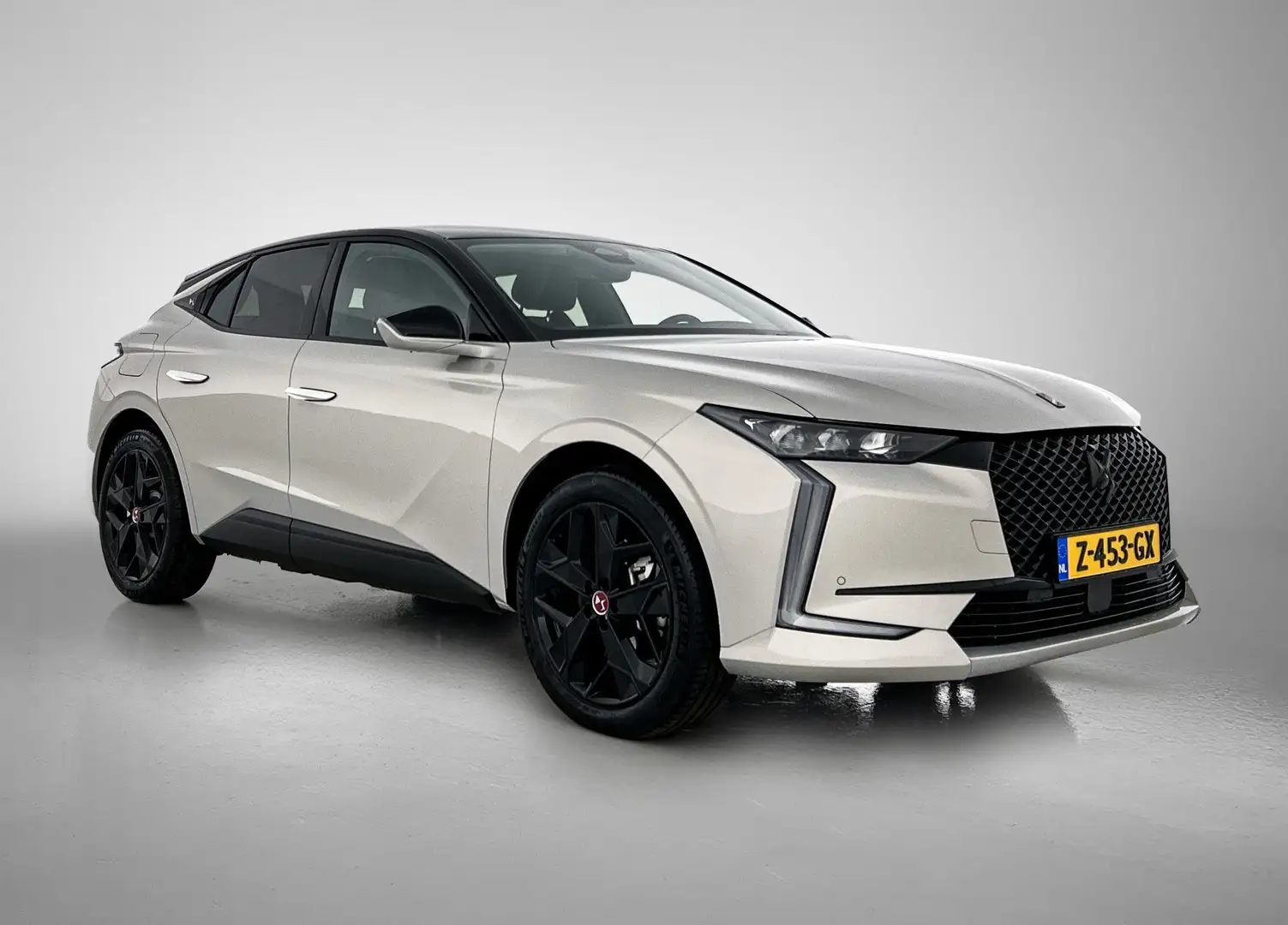 DS Automobiles DS 4 E-Tense Rivoli 225pk Automaat Lederen Bekleding | Gris - 2
