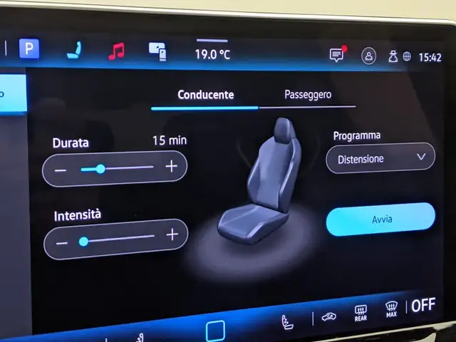 Volkswagen Tiguan view 12