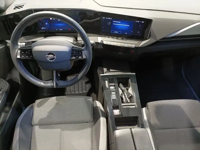 Opel Astra view 14