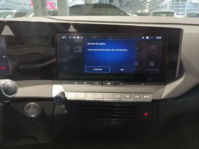 Opel Astra view 12