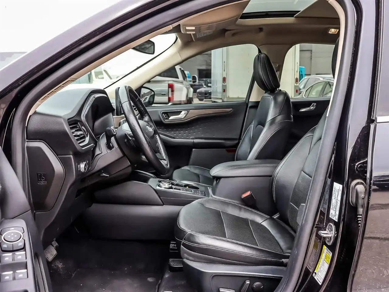 Ford Escape снимка Ford Escape