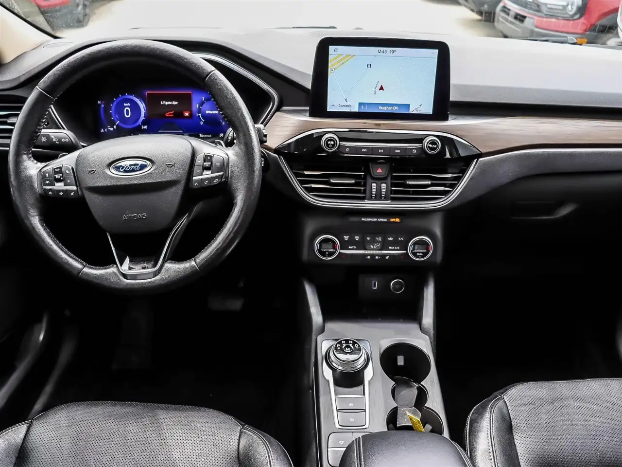 Ford Escape снимка Ford Escape
