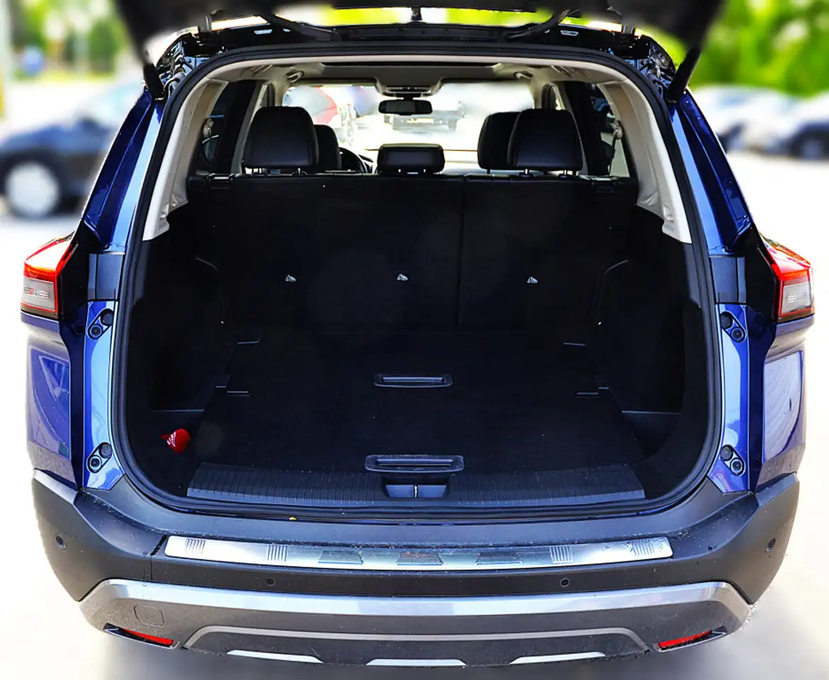 Nissan Rogue снимка Nissan Rogue