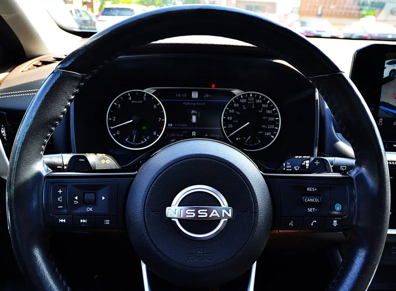 Nissan Rogue снимка Nissan Rogue