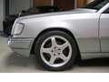 Mercedes-Benz E 220 Autom. Leder Klima Sitzhzg. Scheckheft Silber - thumbnail 5