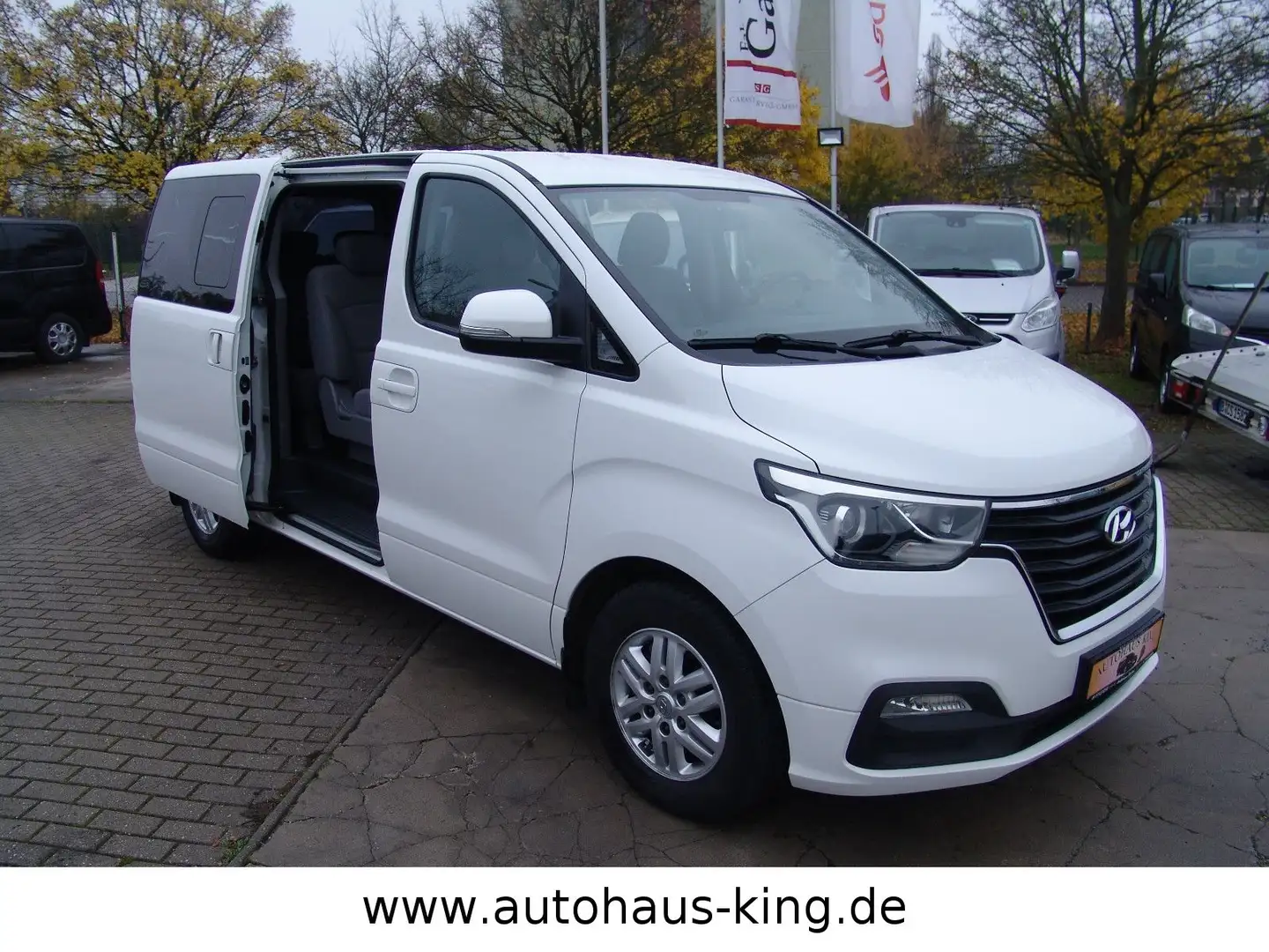 Hyundai H-1 Travel Trend -8Sit/NAVI/AUTOM/wenig KM Fehér - 2