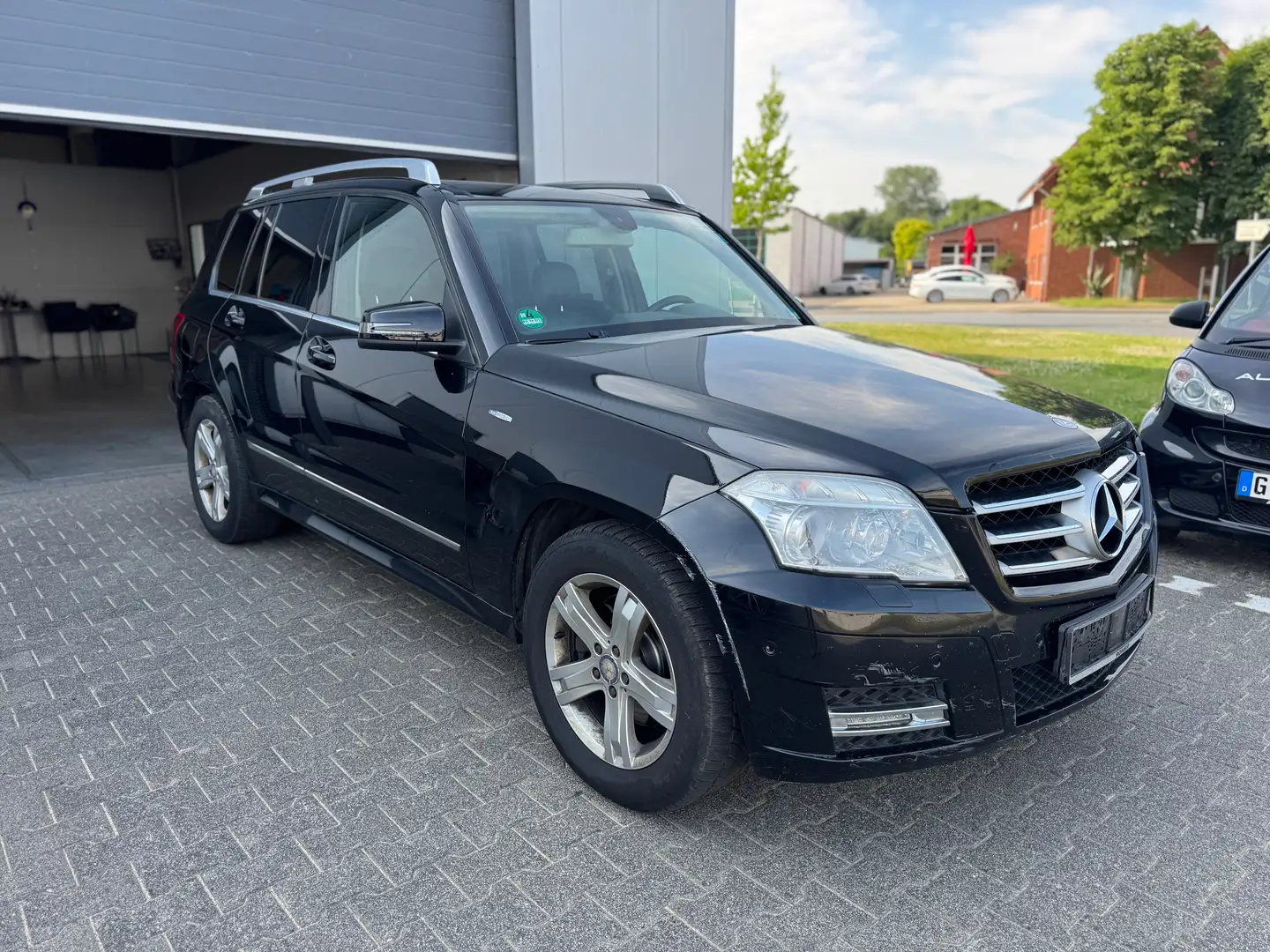Mercedes-Benz GLK 250 CDI BlueEfficiency 4Matic-TÜV 12.25-LEDER-PANO Noir - 2