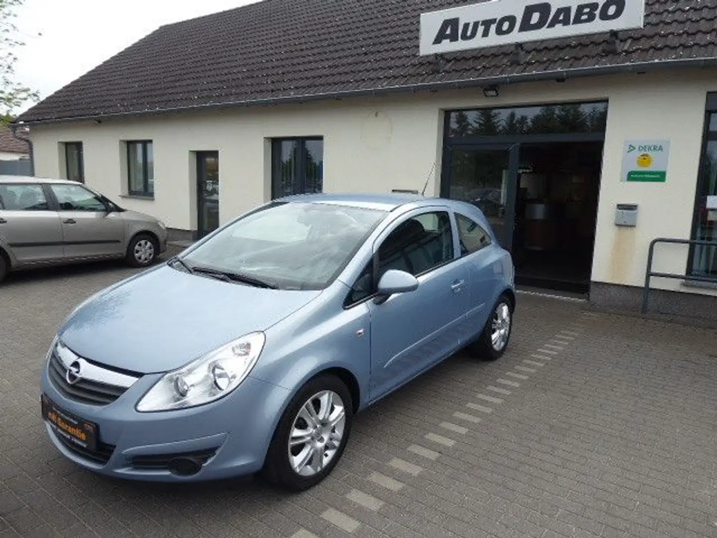 Opel Corsa D Edition Blau - 1
