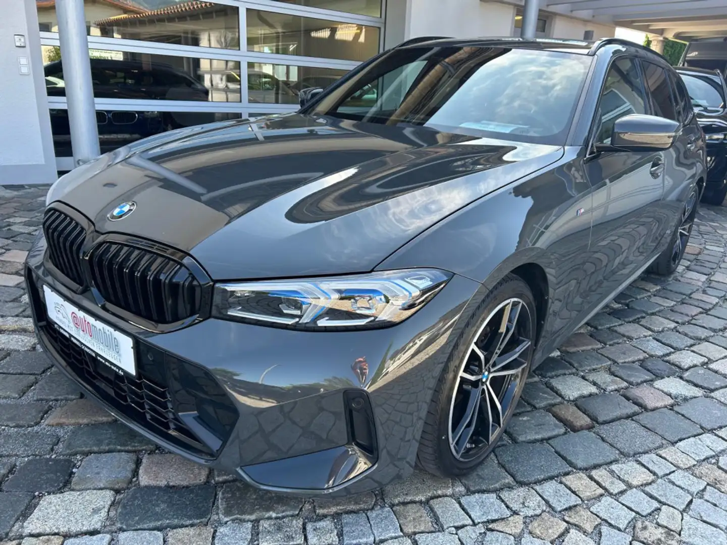 BMW 320 d xDrive M-Sport|AHK|Sthzg|H&K|19|UVP78.880 Gris - 1
