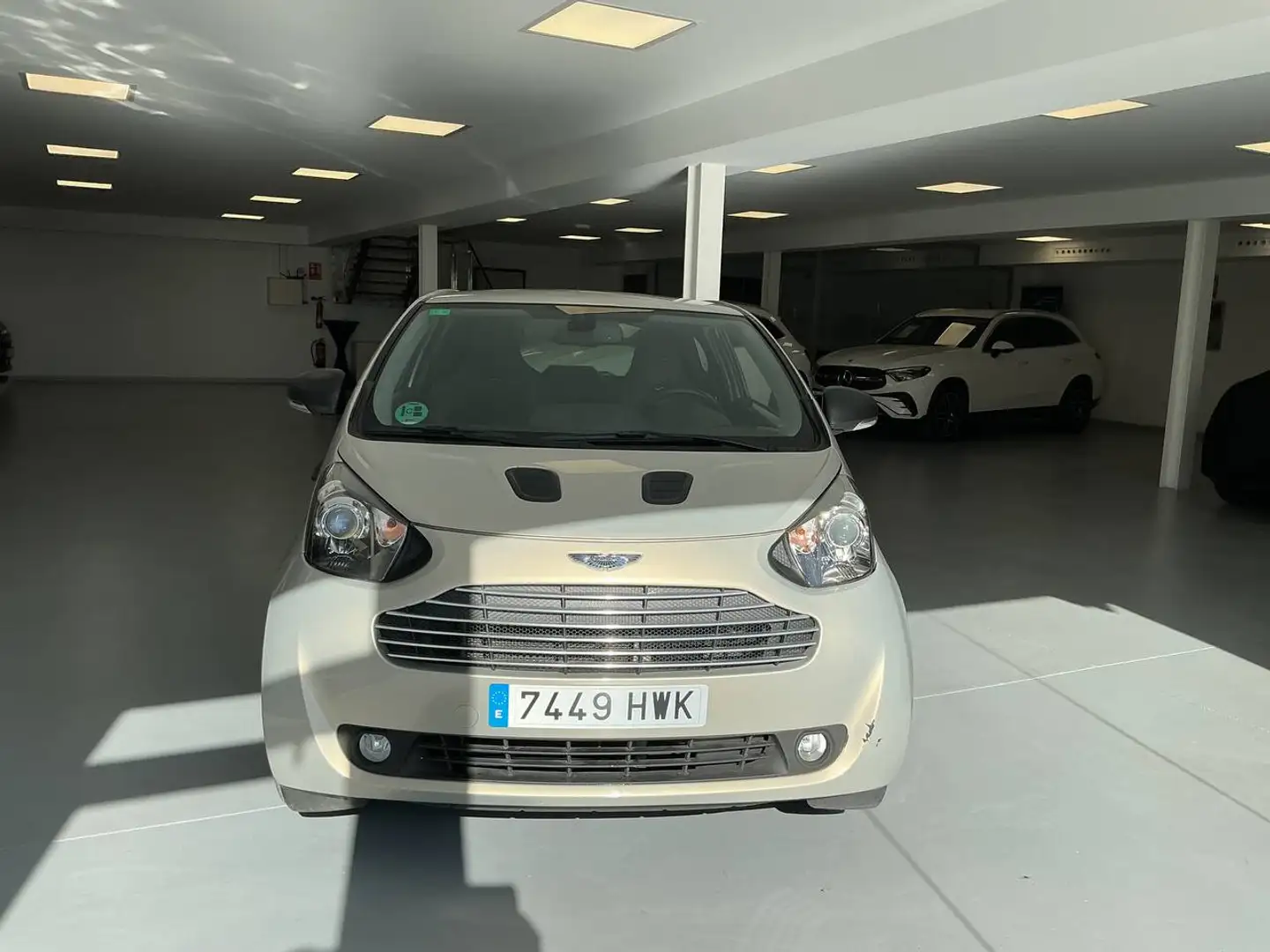 Aston Martin Cygnet Cygnet - 2