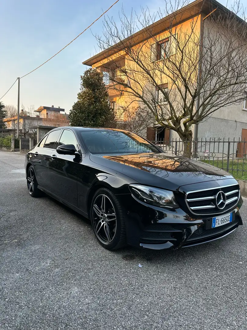 Mercedes-Benz E 220 d Premium Plus 4matic auto - 2