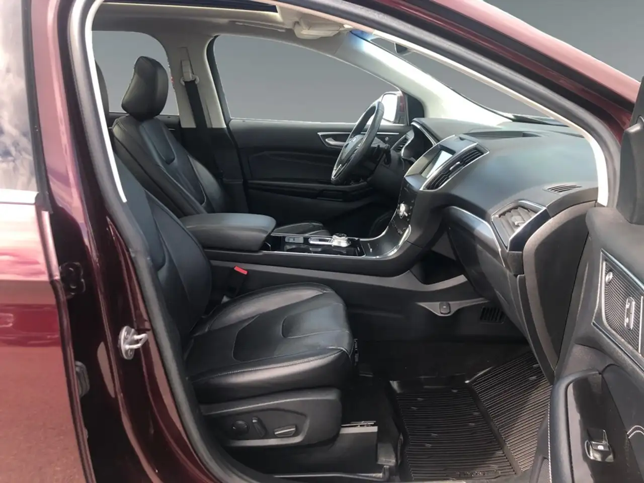 Ford Edge снимка Ford Edge