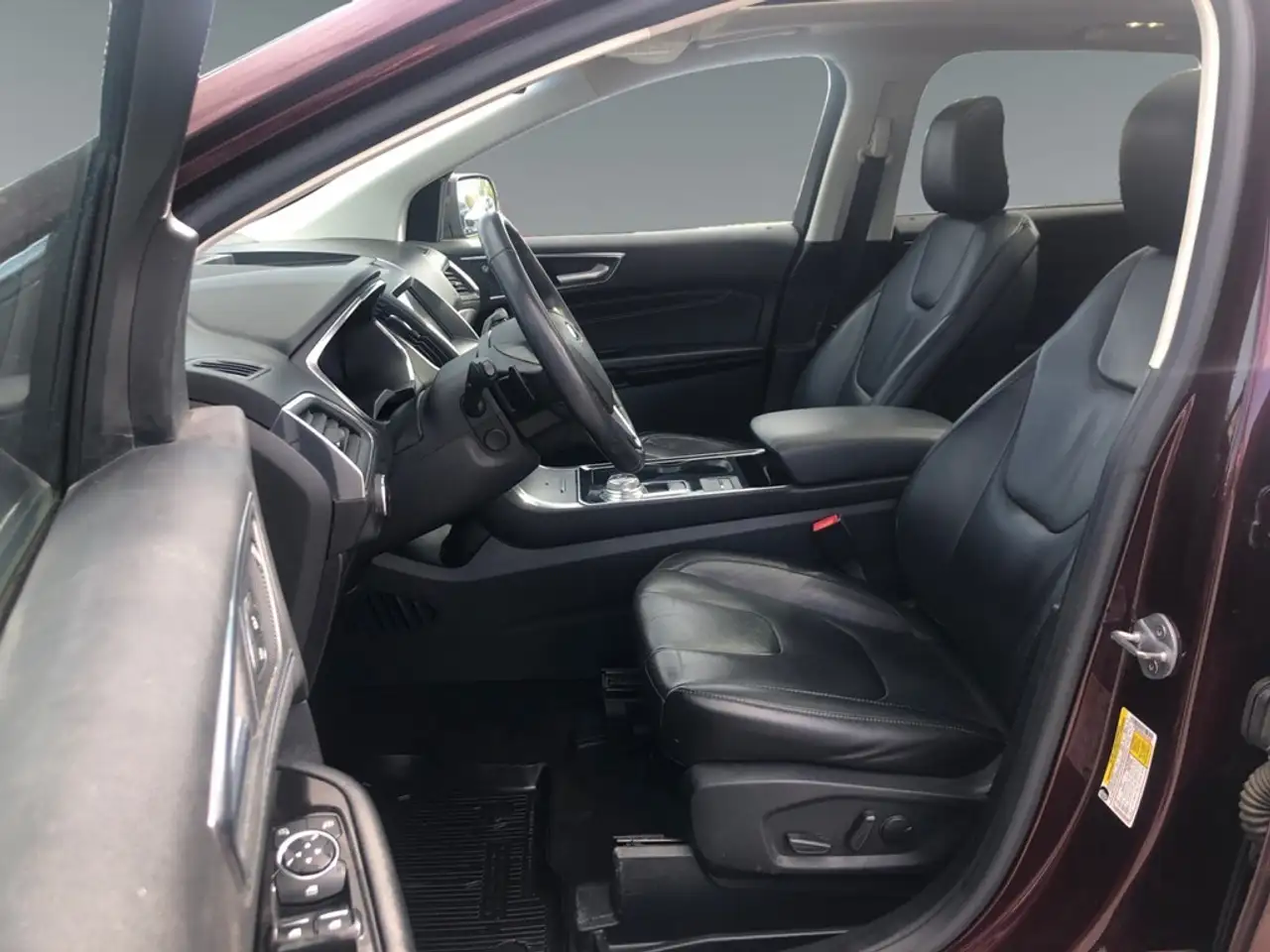 Ford Edge снимка Ford Edge