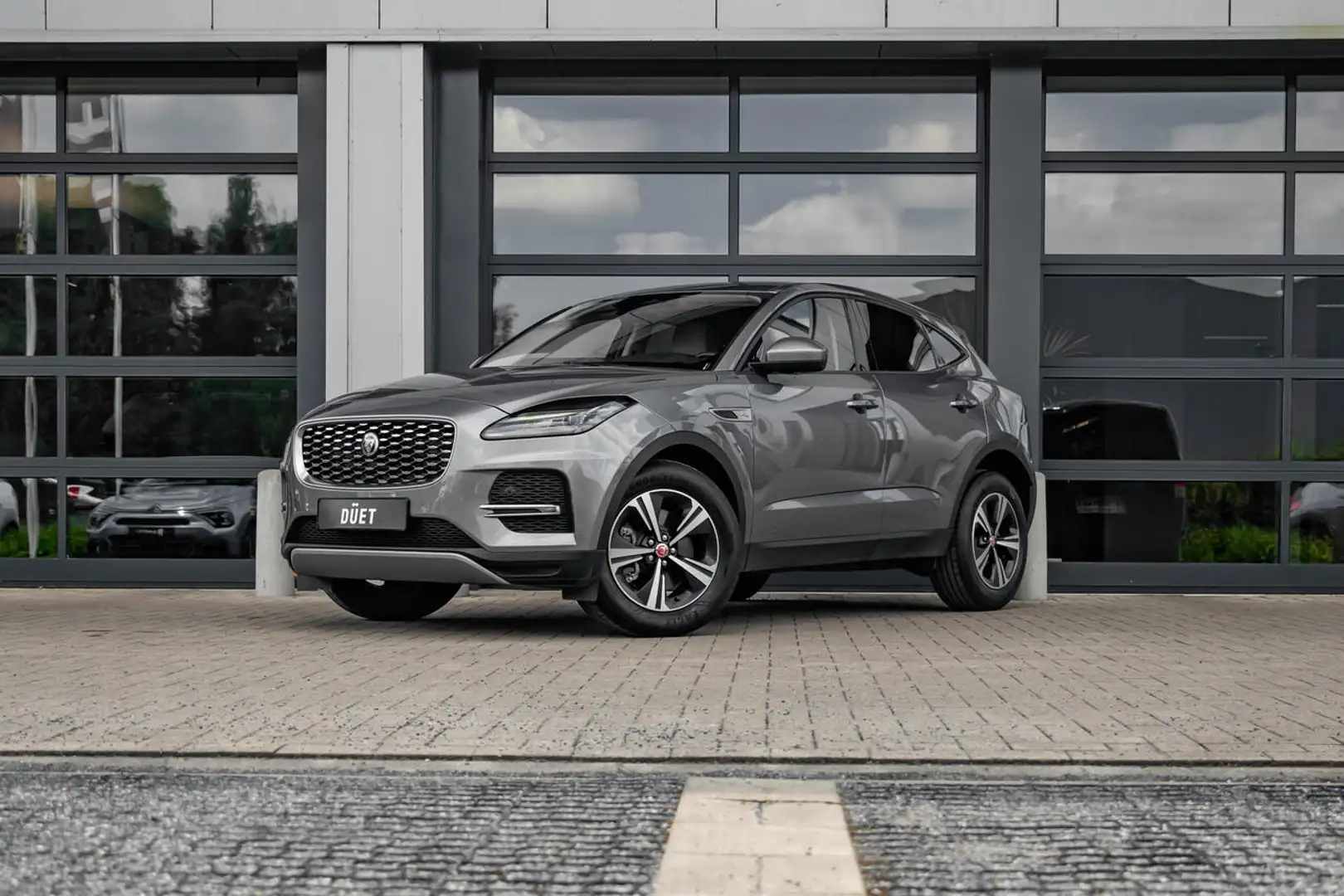 Jaguar E-Pace P160 SE | Memory zetels | Leder | Camera | DAB ... Beige - 1